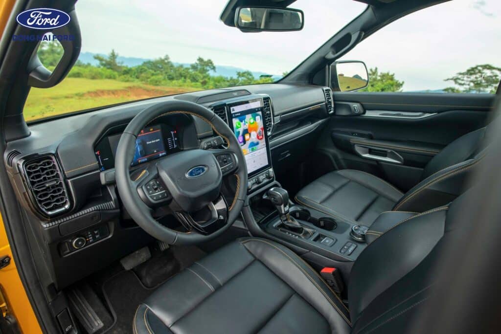 Thiết kế nội thất hiện đại và sang trọng của dòng xe Ford Ranger