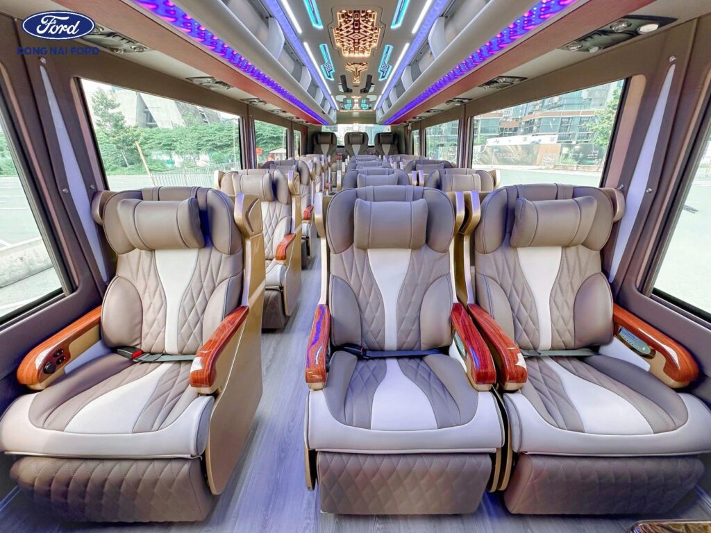 Cập nhật bảng giá thuê các dòng xe Limousine