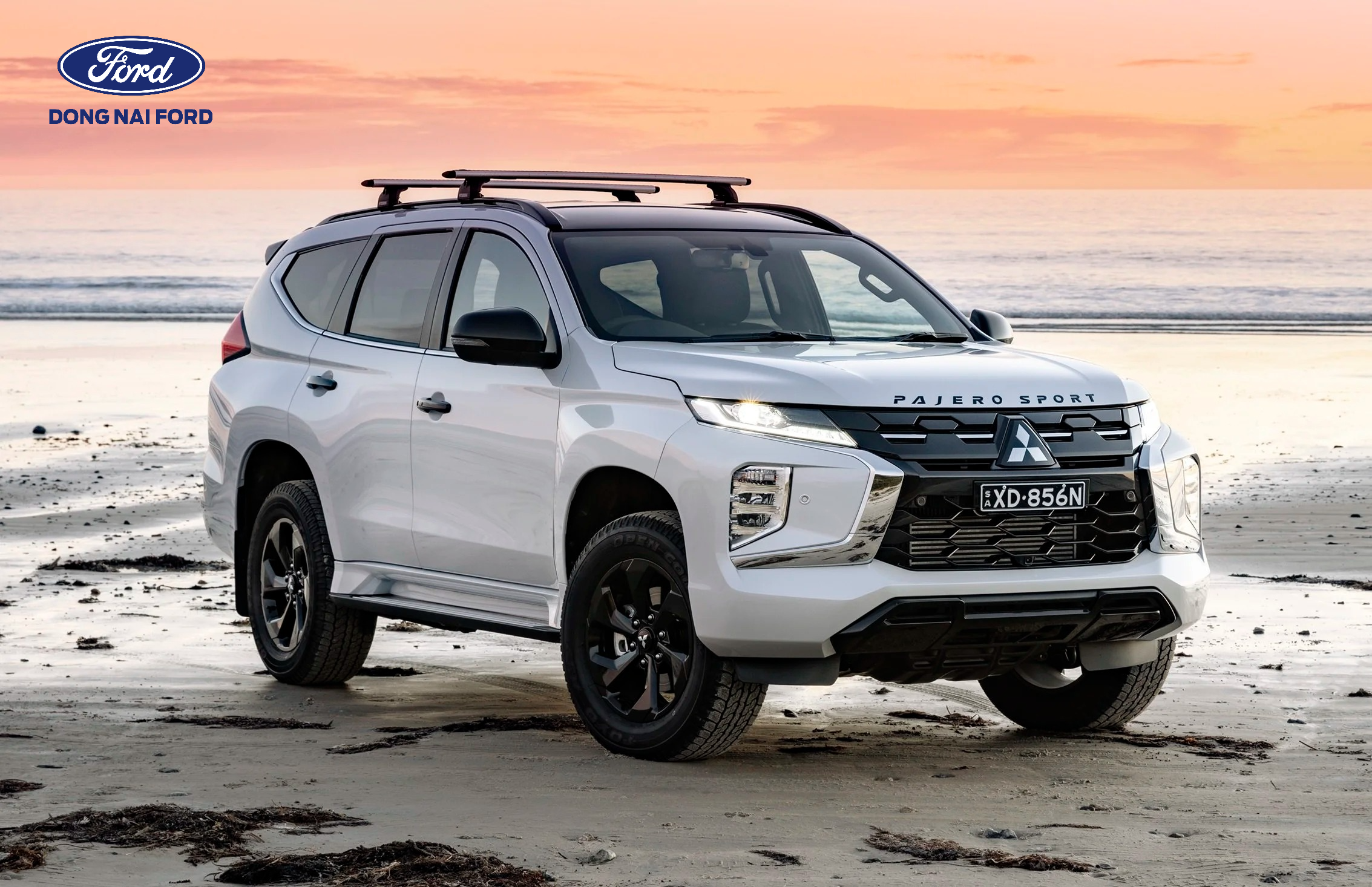 Mẫu xe 7 chỗ gầm cao giá rẻ Mitsubishi Pajero Sport