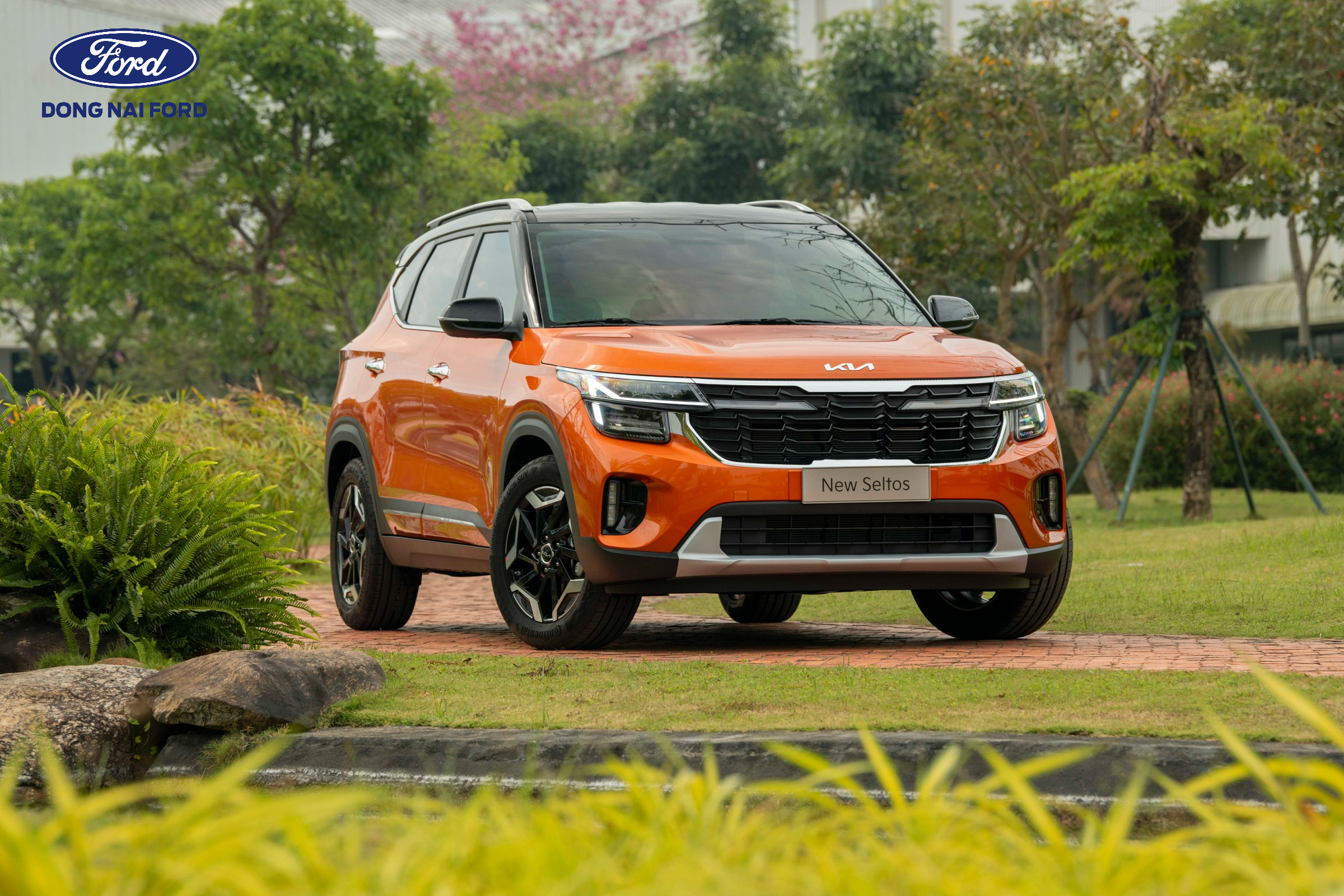 Mẫu xe ô tô 5 chỗ gầm cao Kia Seltos