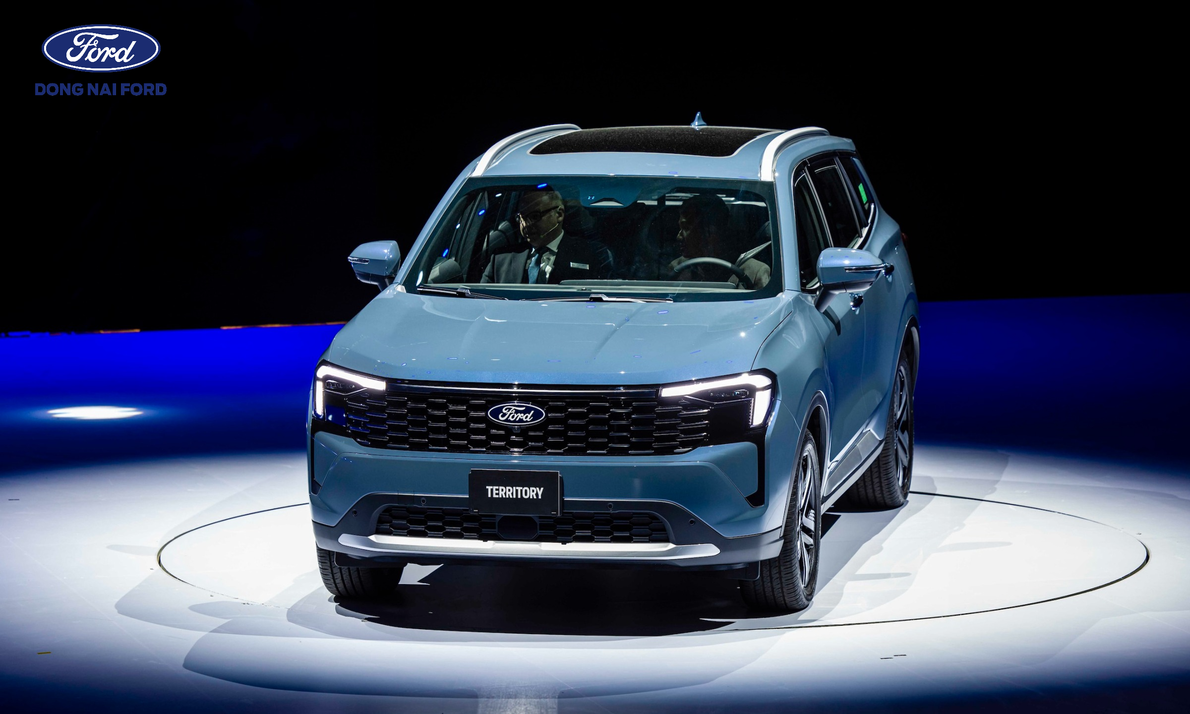 Xe 5 chỗ gầm cao hạng sang Ford Territory Trend